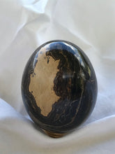 Load image into Gallery viewer, Stromatolite Crystal Egg